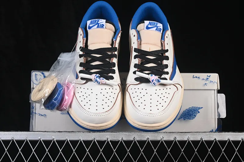 All categories Air Jordan Jordan series basketball shoes Air Jordan 1 Low ZG version Travis Scott x Air Jordan 1 Low OG AJ1 Joe 1 undercut low top full head layer DM7866-104